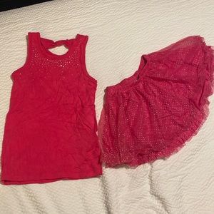 set skirt and t-shirt